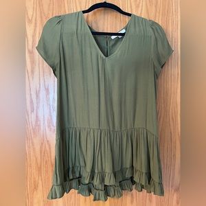 Olive green RO & DE flowy top